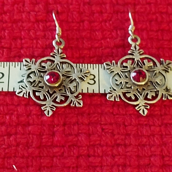 Filigree Silvertone Snowflake Earrings - Picture 4 of 7